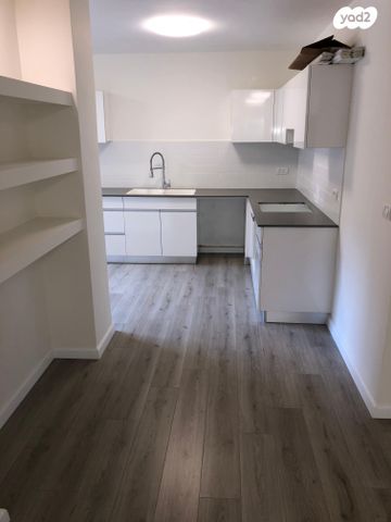 דירה, מונטיפיורי 21, הותיקה, קרית אונו