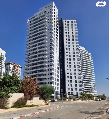 דירה, יונה וולך 7, גרין פארק החדשה, הוד השרון