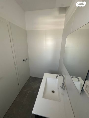 דירה, מאיר הר ציון 13, הרובע המערבי, לוד