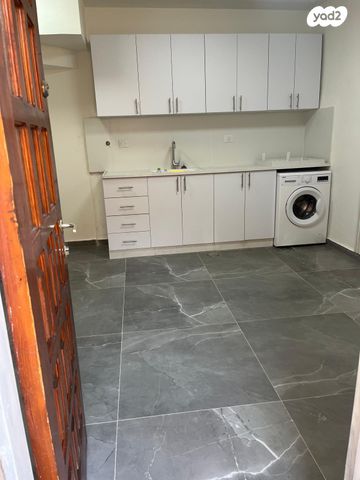 יחידת דיור, המצדים 105, המצדים, מעלה אדומים