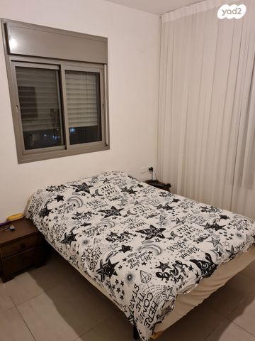 גג/ פנטהאוז, ברקת 12, אבני חן, חריש