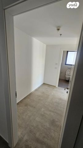 דירה, יונה וולך 7, גרין פארק החדשה, הוד השרון