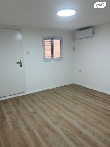 יחידת דיור, דרך מיתר 18, שאר העיר, מיתר / כרמית