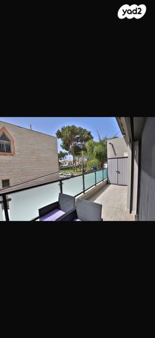 דירת גן, מרדכי אנילביץ' 13, רמת אפרים, נתניה