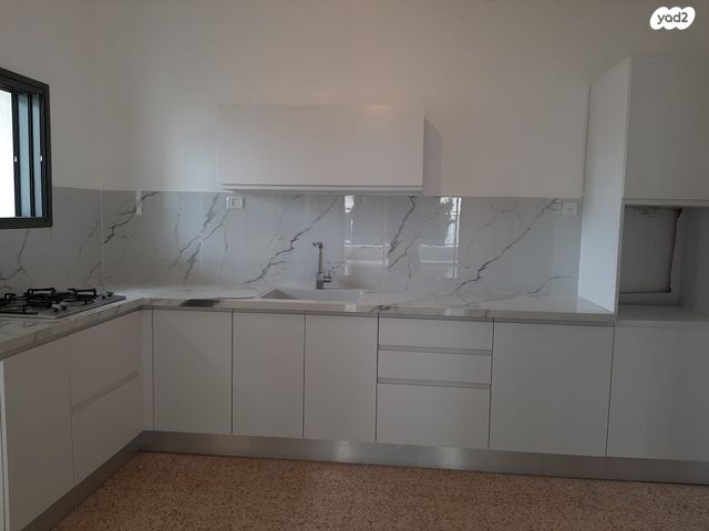 דירה, הרצל 41, מרכז, כפר סבא