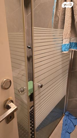 יחידת דיור, העוגן 19, שיכון ותיקים, חולון