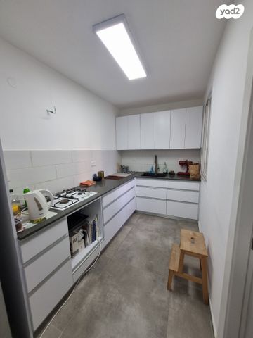 דירה, הפרחים 9, רמת בן גוריון, חיפה