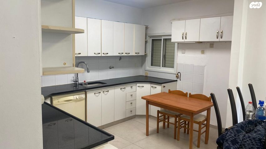 דירה, הר חרמון 10, רובע י"א, אשדוד