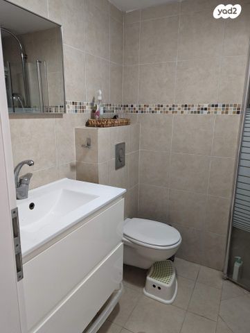 יחידת דיור, הרב עובדיה יוסף 3, בלינסון, פתח תקווה