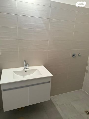 דירה, לאה גולדברג 16, צפון נס ציונה, נס ציונה