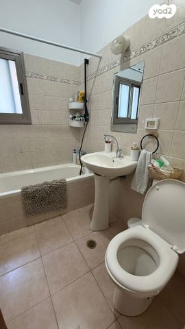 יחידת דיור, הדסים 12, יפה נוף, מעלות תרשיחא