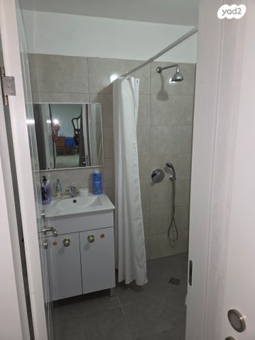 מפרץ שלמה 68