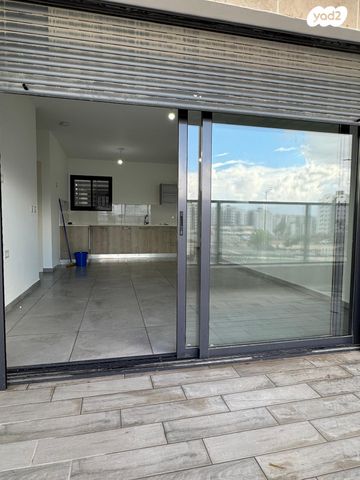 דירה, דרך ארץ 100, שאר העיר, חריש