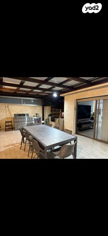 בית פרטי/ קוטג', אמדיאו מודיליאני 3, גבעת טל, קרית אתא