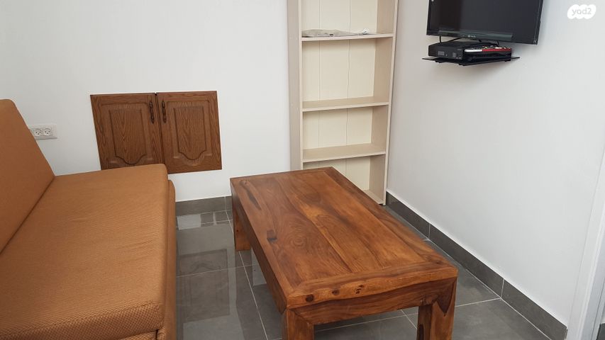 יחידת דיור, הברוש 14, גנים א', אילת