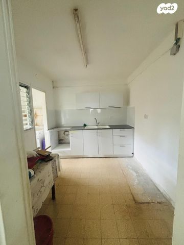 דירה, קרן היסוד 1, רמת בלפור, מגדל העמק