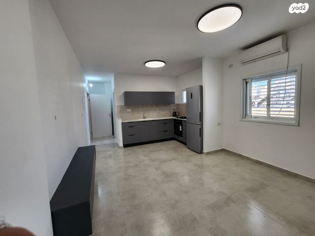 דירה, ז'בוטינסקי 27, עצמאות יוספטל, בת ים