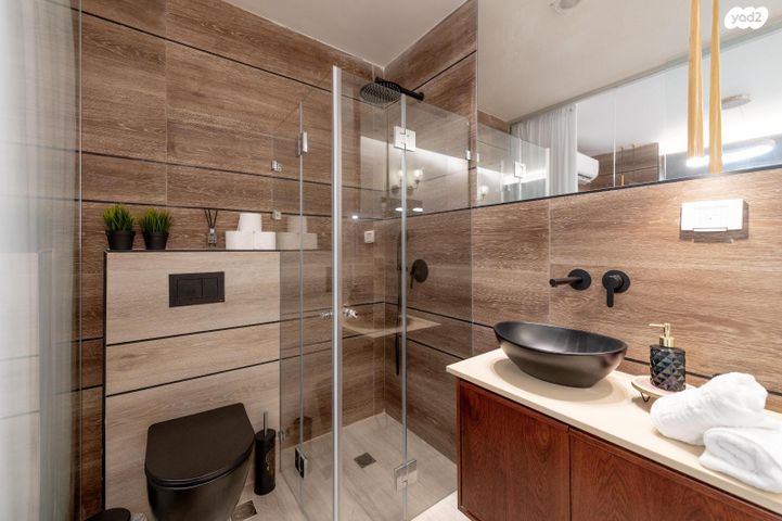 דירה, כיכר העצמאות 5, צפון מערב מרכז העיר, נתניה