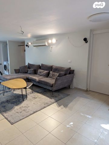 יחידת דיור, הרב עובדיה יוסף 3, בלינסון, פתח תקווה