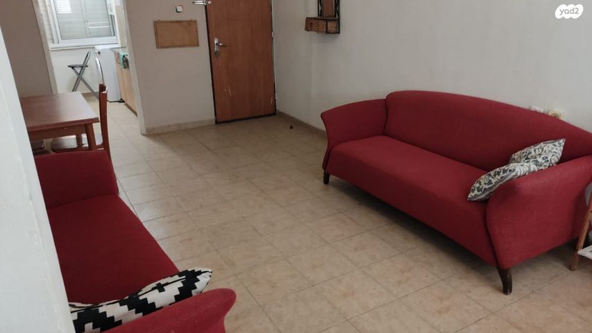 דירה, נחל גרופית 14, צוקי רמון, מצפה רמון