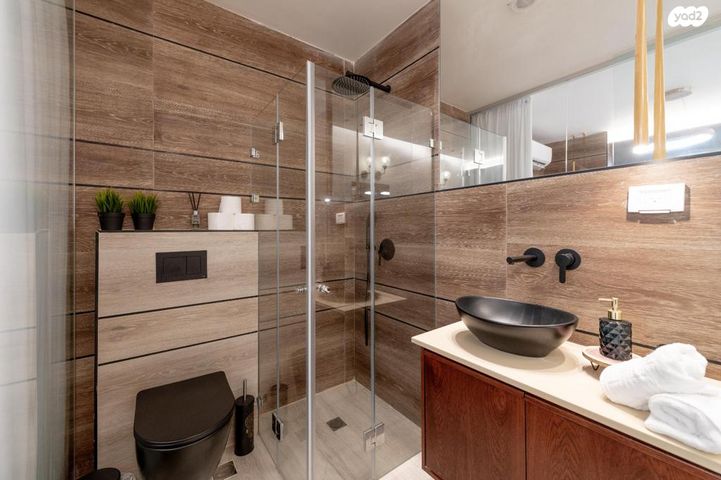 דירה, כיכר העצמאות 5, צפון מערב מרכז העיר, נתניה