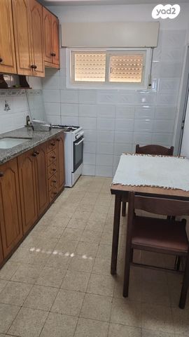 דירה, בר כוכבא 17, האצטדיון, טבריה