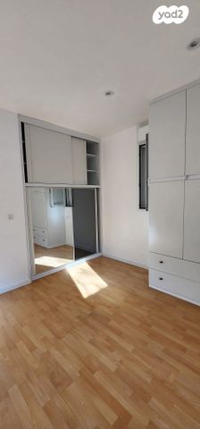 דירה, רש"י 8, הדר, רמת השרון