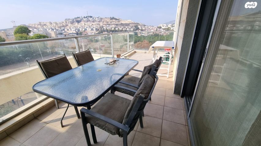 דירה, דרך השלום 161, רמת רבין, כרמיאל