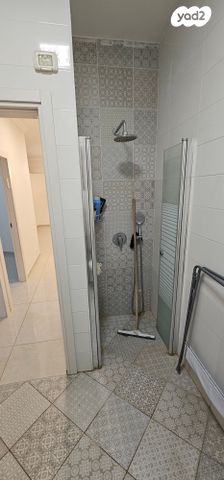 יחידת דיור, אוסישקין 12, נווה חיים, חדרה