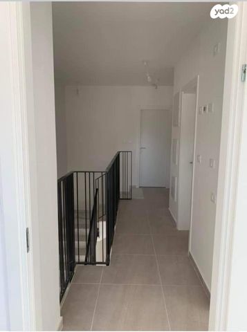 דירת גן, נחל דליות 3, פארק הנחל, באר שבע