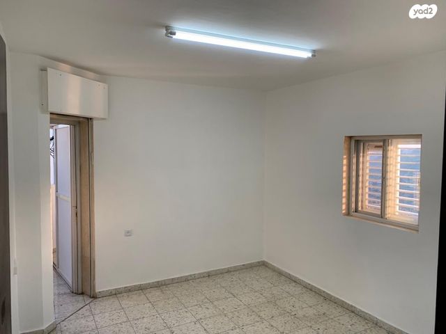 דירה, משה ברזני 301, ארמון הנציב, תלפיות מזרח, ירושלים