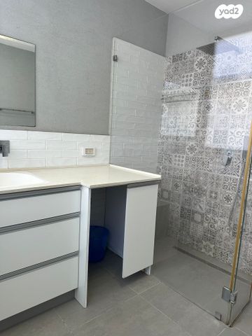 דירה, רוטשילד 34, רמב"ם, ראשון לציון