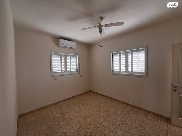 דירה, ש"י 11, א' / צפון מזרח העיר, רחובות