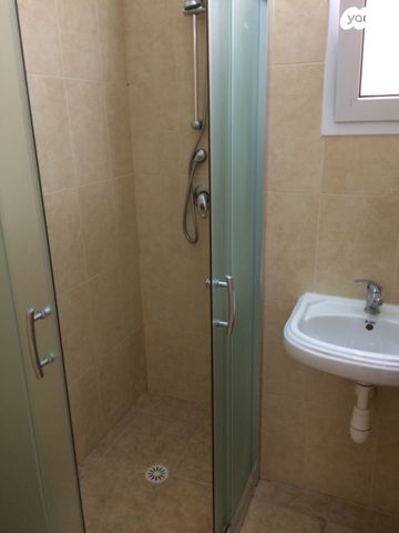 דירה, נחל גרופית 14, צוקי רמון, מצפה רמון