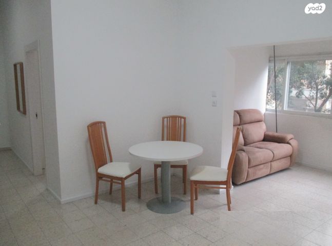 דירה, הרצל 79, יל"ג, חיפה