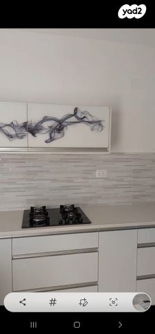 דירת גן, הרב מיימון 57, הראשונים, שלומי