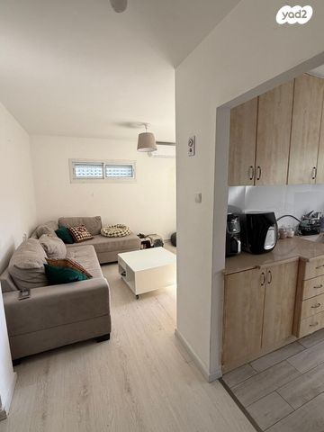 דירה, הרב הרצוג 15, נווה מגן, רמת השרון