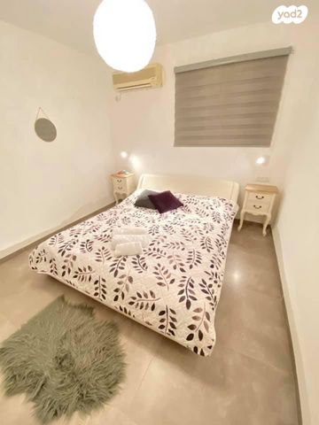 אורי אילן 13