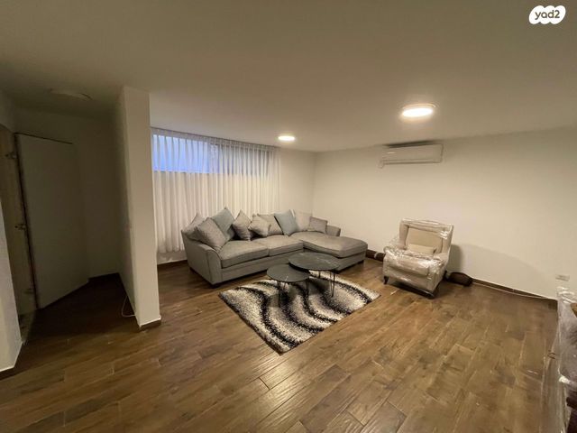 יפה ירקוני 4