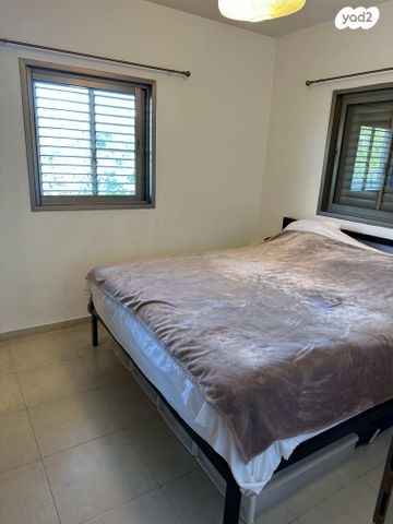 דירה, אנה פרנק 6, קרית הפרחים - 2005, רעננה