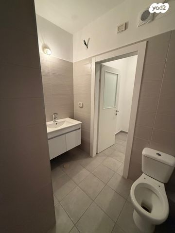 דירה, לאה גולדברג 16, צפון נס ציונה, נס ציונה