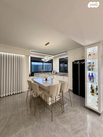 דירת גן, כזיב 40, סביונים, מעלות תרשיחא