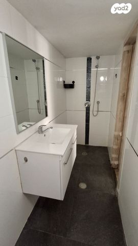 דירה, האמוראים 1, קטמונים, ירושלים