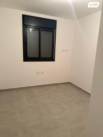 דירה, לאה גולדברג 16, צפון נס ציונה, נס ציונה