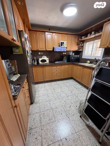 דירה, גדעון 13, בקעה, ירושלים