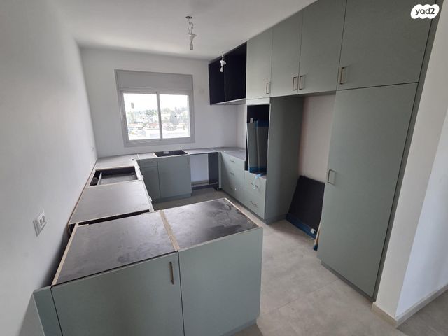 דירה, הפלמ"ח 99, שאר העיר, קדימה צורן