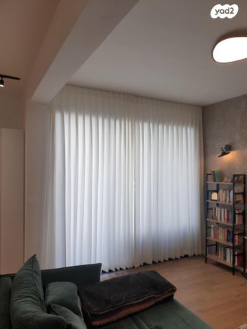 דירה, שיינקין 27, שינקין, גבעתיים