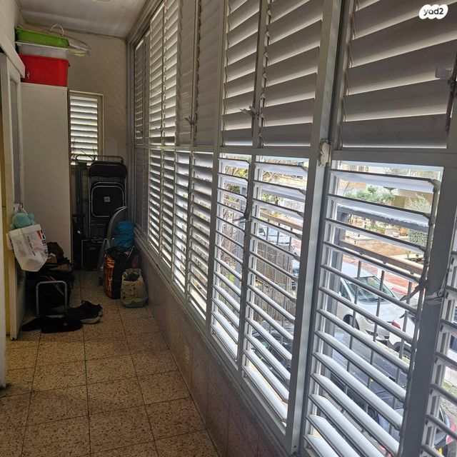 דירה, הפלמ"ח 12, הל"ה, גבעתיים