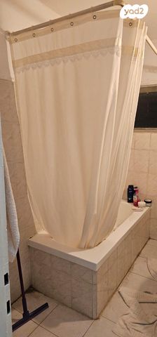 דירה, אסירי ציון 4, פאר, חדרה