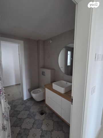 דירה, הפלמ"ח 99, שאר העיר, קדימה צורן